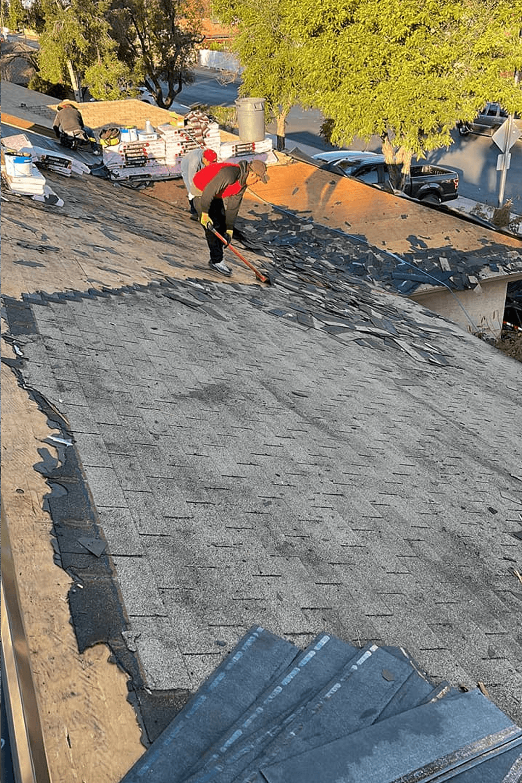Before image of the roof prior to the completed Independence Roofing work.