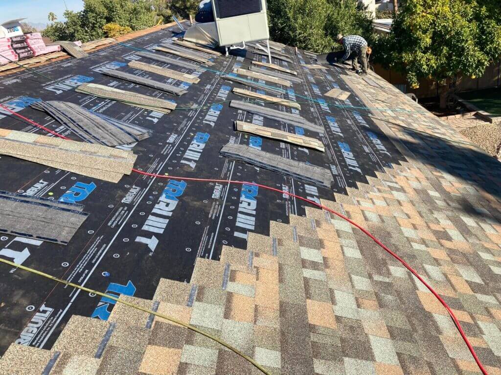 Independence Roofing crew gallery photo.